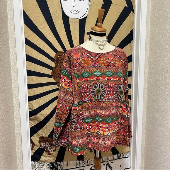 🌈 Beautiful flower art top - Picture 4 of 11